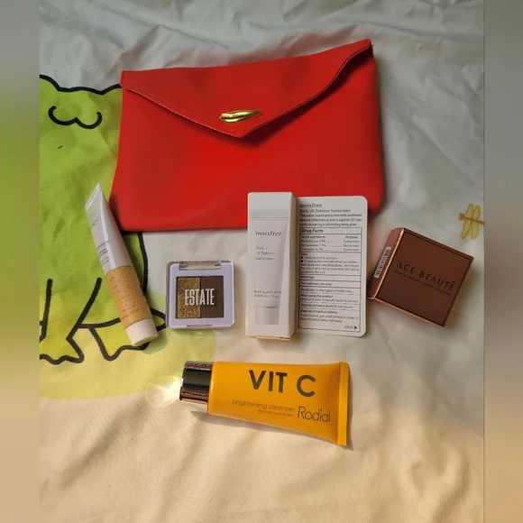 Ipsy bundle - Picture 2 of 2